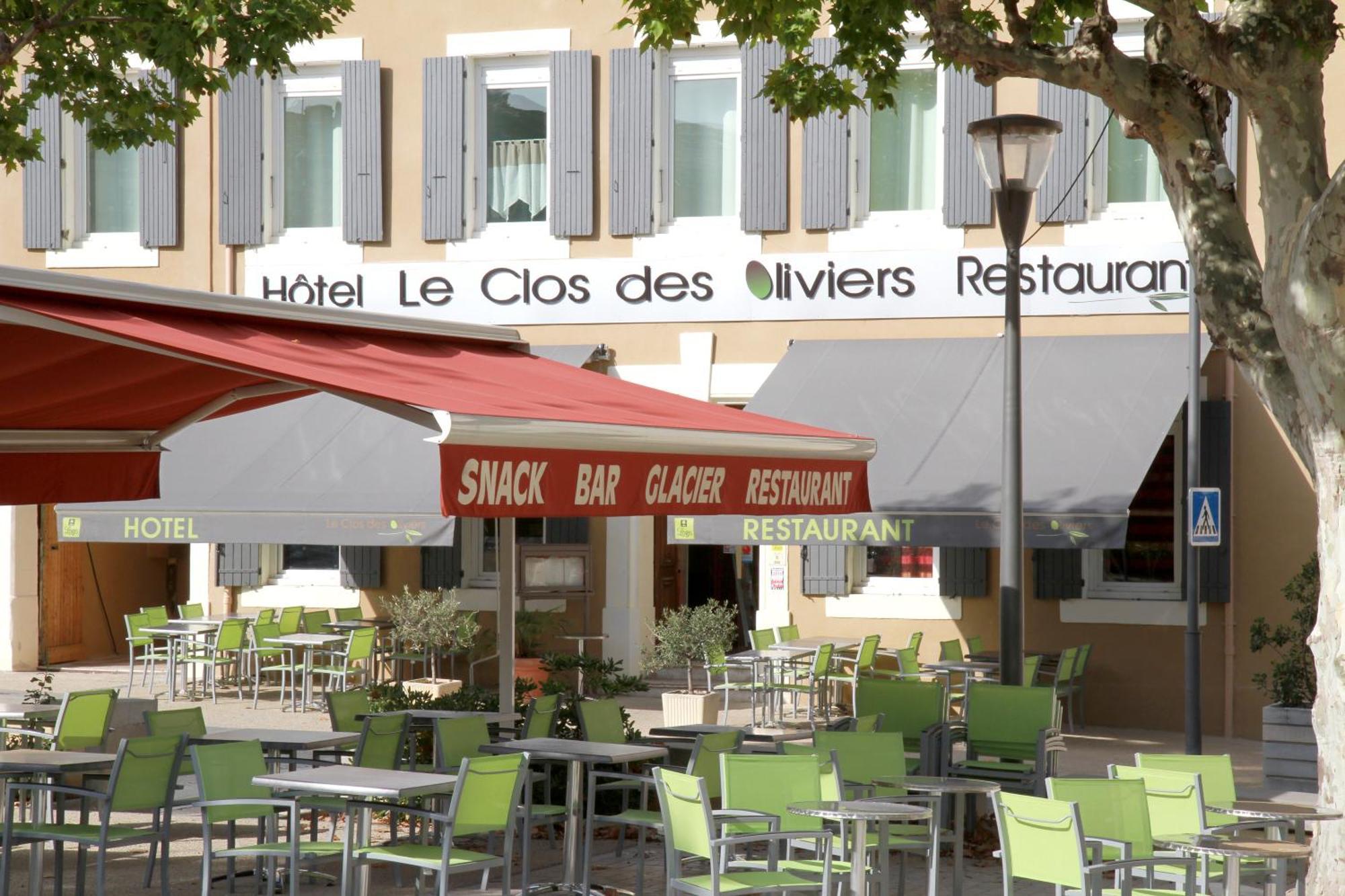 Logis Hotel Le Clos Des Oliviers Bourg-Saint-Andéol Exterior foto
